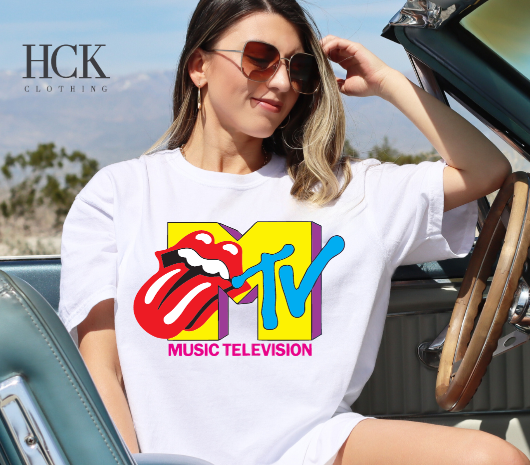 Mtv shirt outfit on sale